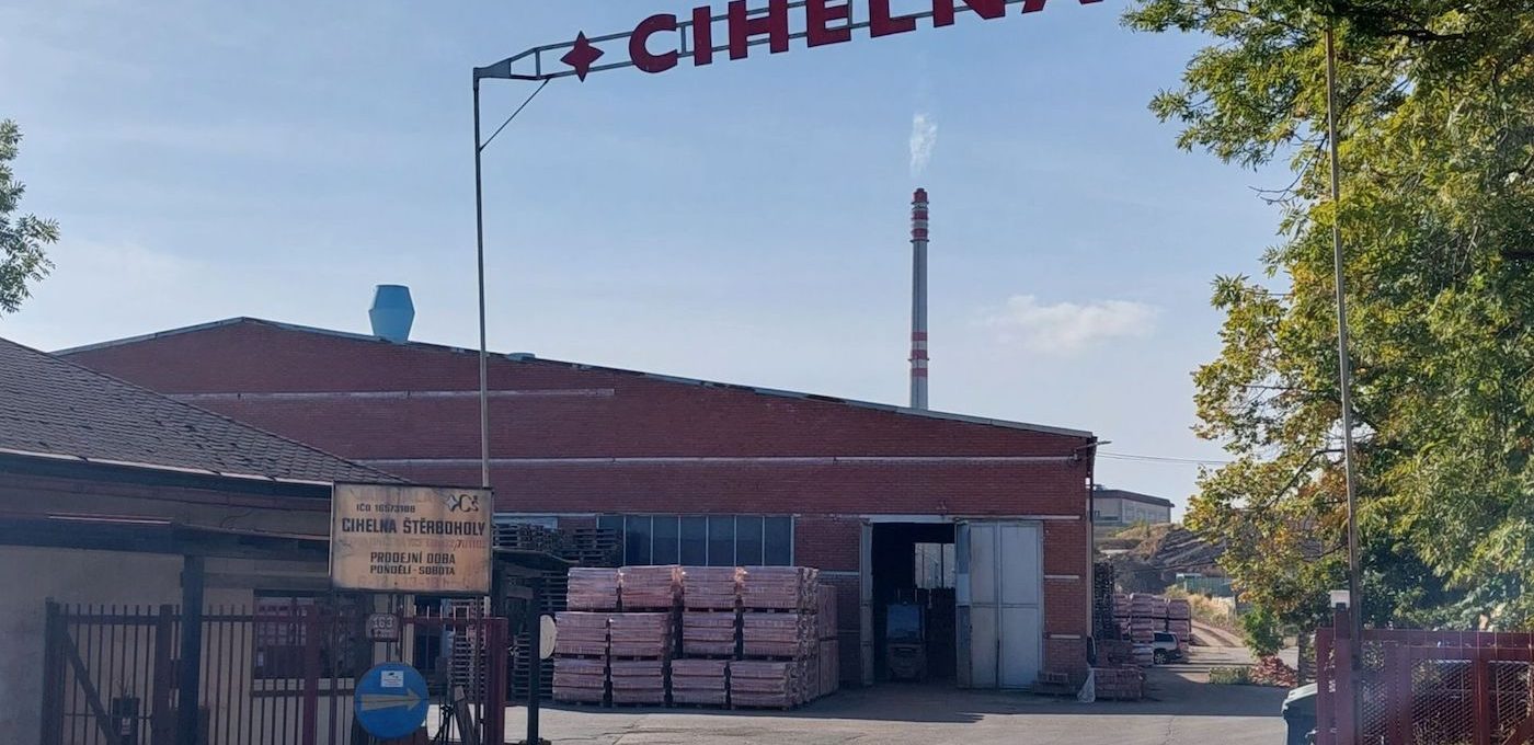 V Cihelně Štěrboholy se slaví, Janu Fialovi je osmdesát let