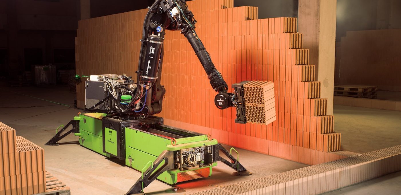 Zdicí robot od Wienerbergeru: neúnavný pomocník a inovátor stavebnictví